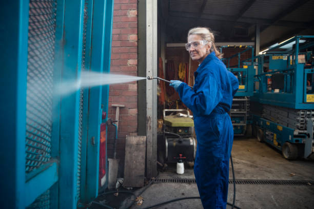Best Garage Pressure Washing  in Mukilteo, WA