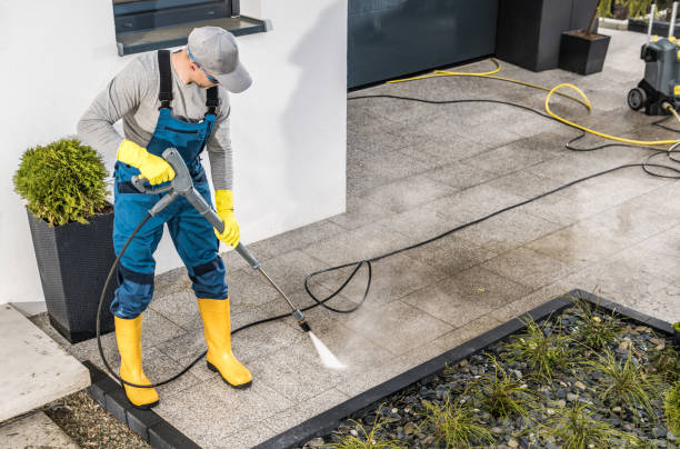 Why Choose Our Certified Pressure Washing Experts for Your Project Needs in Mukilteo, WA?